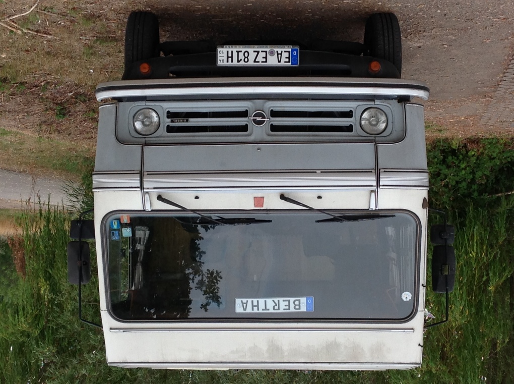 Bertha, Jan Tesche, Eisenach, Bedford Blitz, Hymer, Oldtimer, Wohnmobil, vanlife